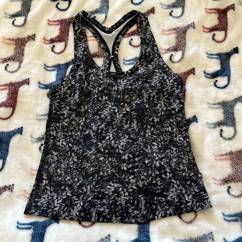 🍋 Lululemon CRB Tank